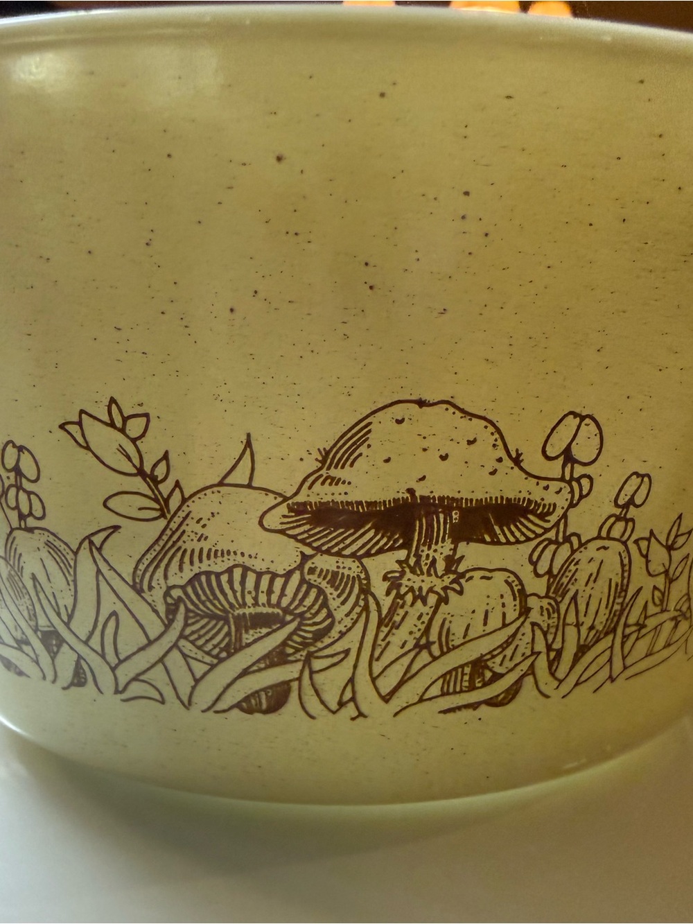 Vintage Pyrex Forest Fancies Mushroom Casserole Dish Gooseberry - Picture 5 of 10